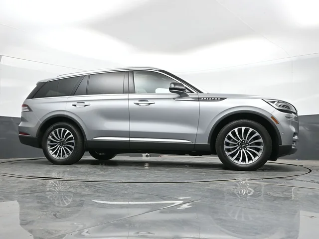 SEMINUEVOS LINCOLN Aviator a Estados en autogozo