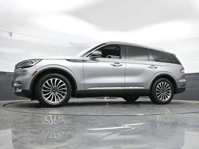 SEMINUEVOS LINCOLN Aviator a Estados en autogozo