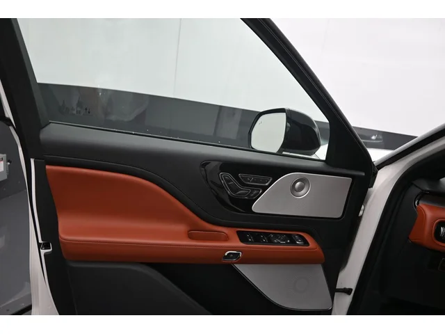 SEMINUEVOS LINCOLN Aviator a Estados en autogozo