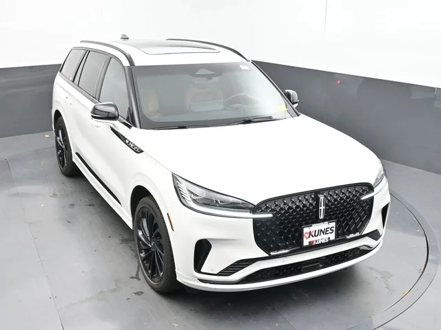 SEMINUEVOS LINCOLN Aviator a Estados en autogozo