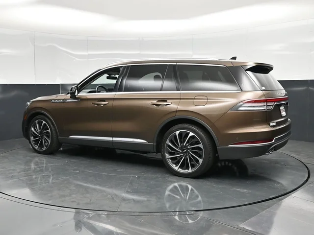 SEMINUEVOS LINCOLN Aviator a Estados en autogozo