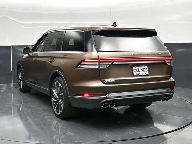 SEMINUEVOS LINCOLN Aviator a Estados en autogozo