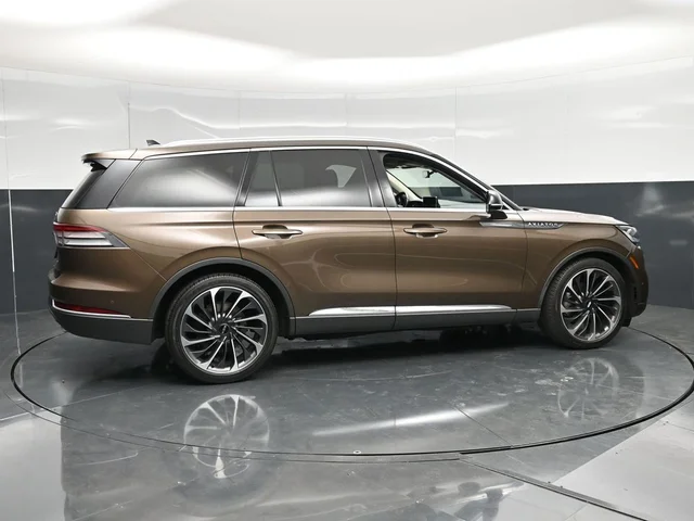 SEMINUEVOS LINCOLN Aviator a Estados en autogozo