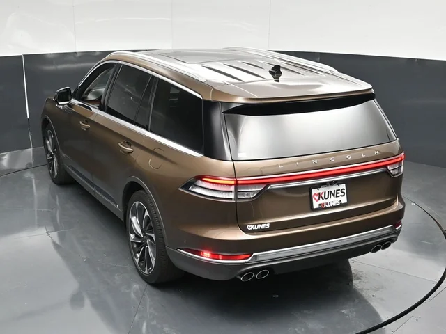 SEMINUEVOS LINCOLN Aviator a Estados en autogozo