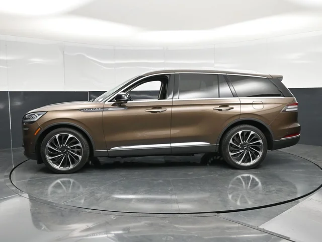 SEMINUEVOS LINCOLN Aviator a Estados en autogozo
