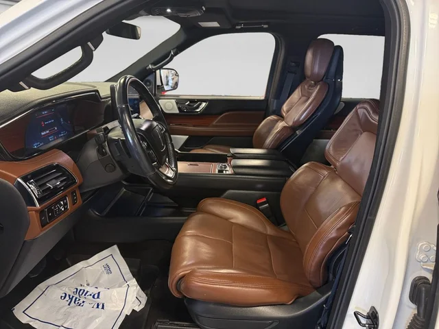SEMINUEVOS LINCOLN Navigator a Estados en autogozo
