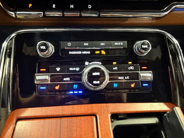 SEMINUEVOS LINCOLN Navigator a Estados en autogozo