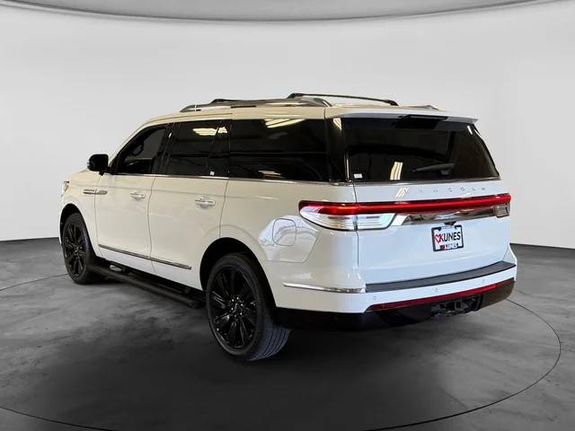 SEMINUEVOS LINCOLN Navigator a Estados en autogozo