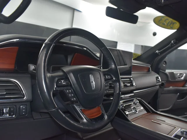 SEMINUEVOS LINCOLN Navigator a Estados en autogozo
