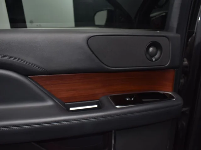 SEMINUEVOS LINCOLN Navigator a Estados en autogozo