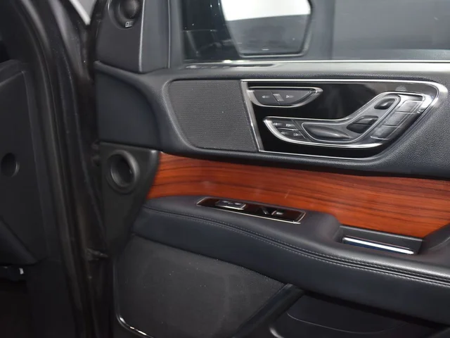 SEMINUEVOS LINCOLN Navigator a Estados en autogozo