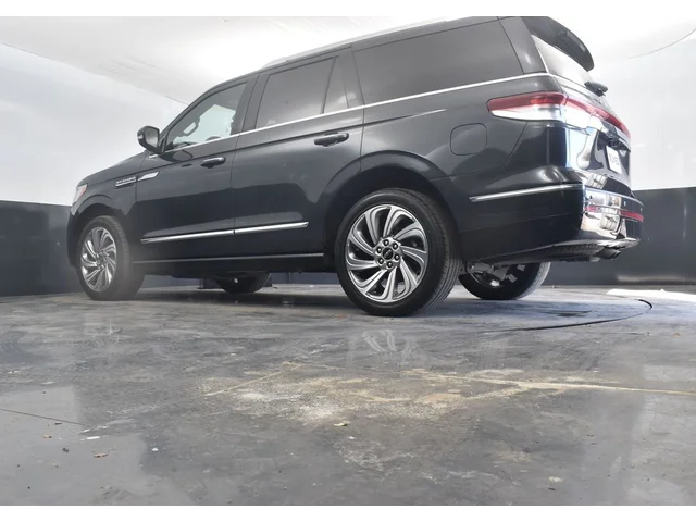 SEMINUEVOS LINCOLN Navigator a Estados en autogozo