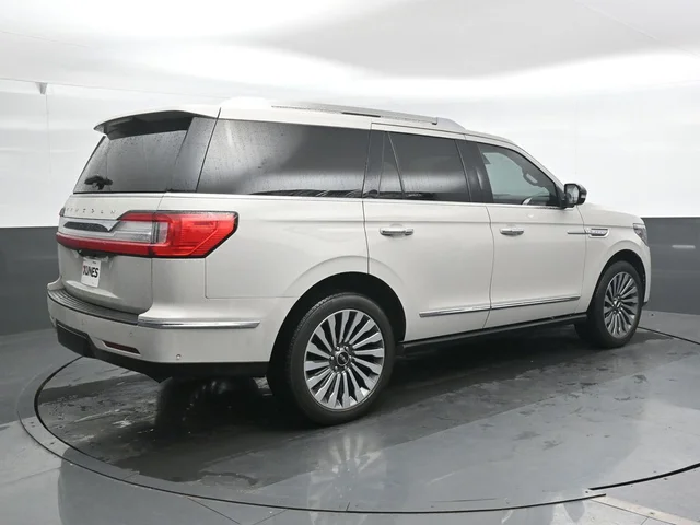 SEMINUEVOS LINCOLN Navigator a Estados en autogozo