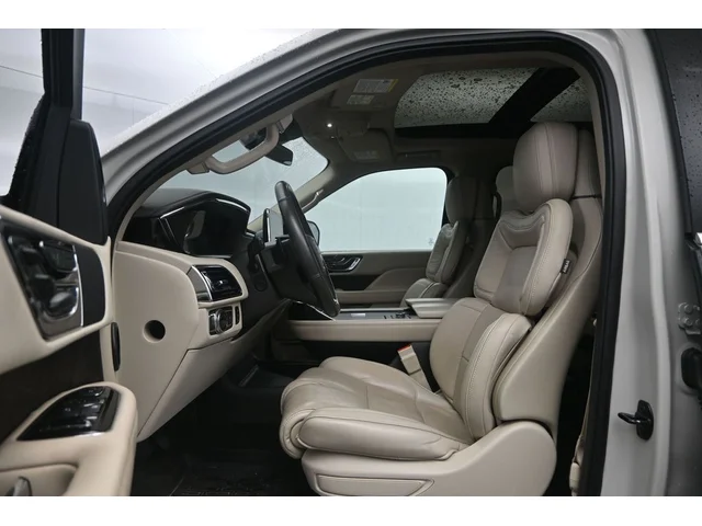 SEMINUEVOS LINCOLN Navigator a Estados en autogozo