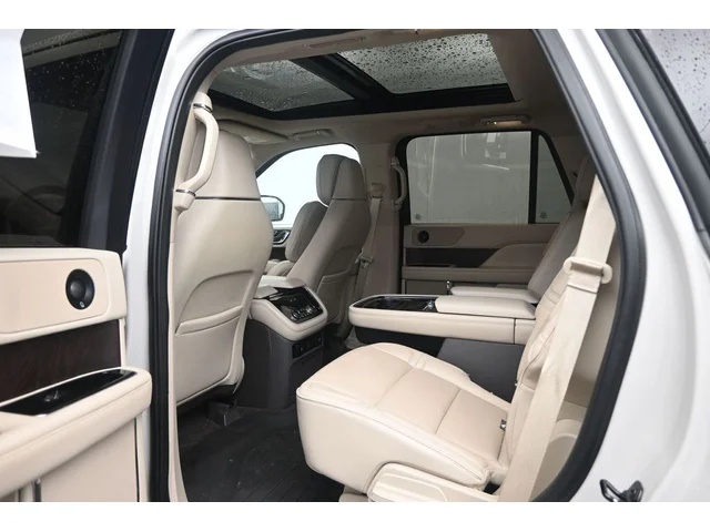 SEMINUEVOS LINCOLN Navigator a Estados en autogozo