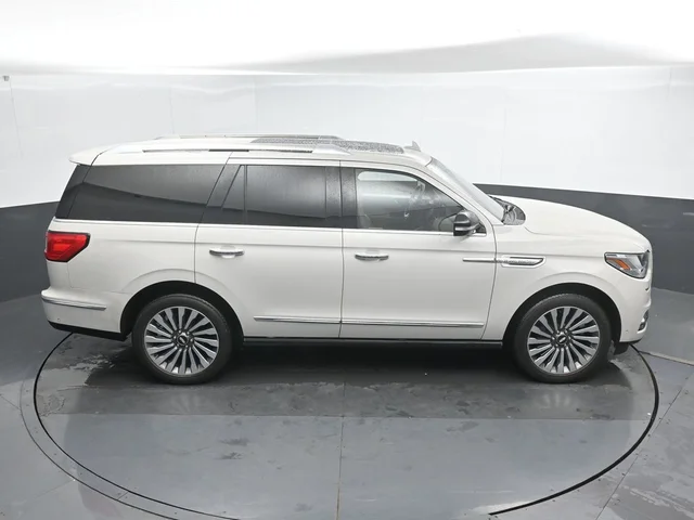 SEMINUEVOS LINCOLN Navigator a Estados en autogozo