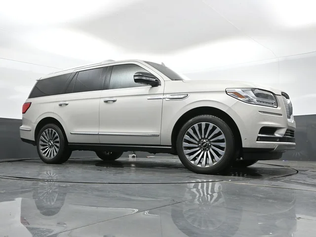 SEMINUEVOS LINCOLN Navigator a Estados en autogozo