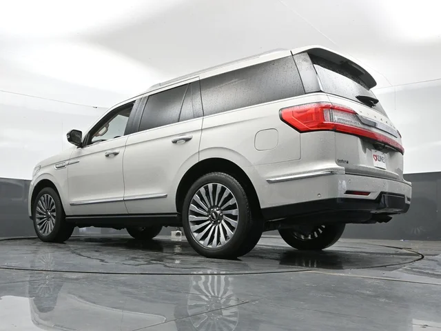 SEMINUEVOS LINCOLN Navigator a Estados en autogozo