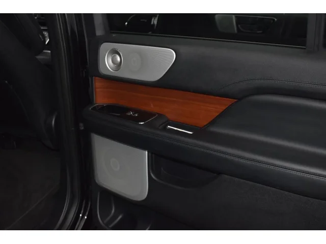 SEMINUEVOS LINCOLN Navigator a Estados en autogozo