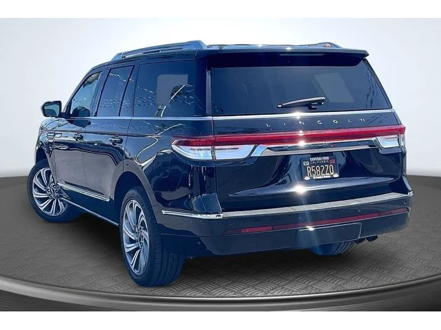 SEMINUEVOS LINCOLN Navigator a Estados en autogozo