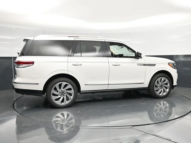 SEMINUEVOS LINCOLN Navigator a Estados en autogozo