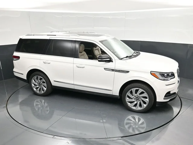 SEMINUEVOS LINCOLN Navigator a Estados en autogozo
