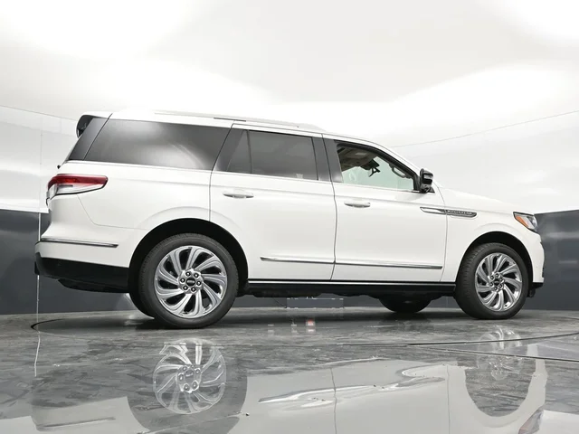 SEMINUEVOS LINCOLN Navigator a Estados en autogozo