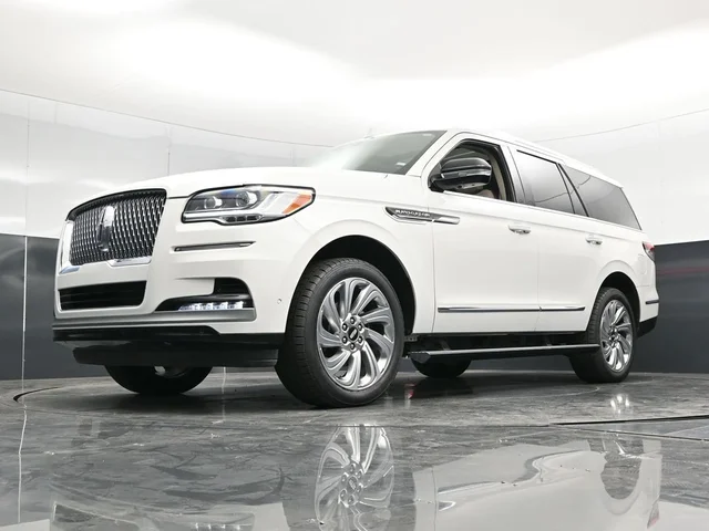 SEMINUEVOS LINCOLN Navigator a Estados en autogozo