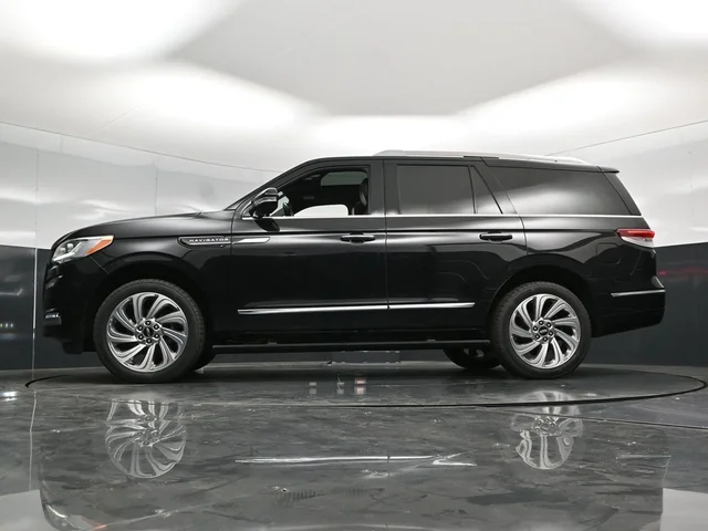 SEMINUEVOS LINCOLN Navigator a Estados en autogozo