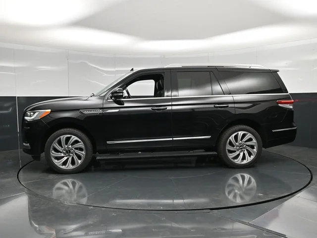 SEMINUEVOS LINCOLN Navigator a Estados en autogozo