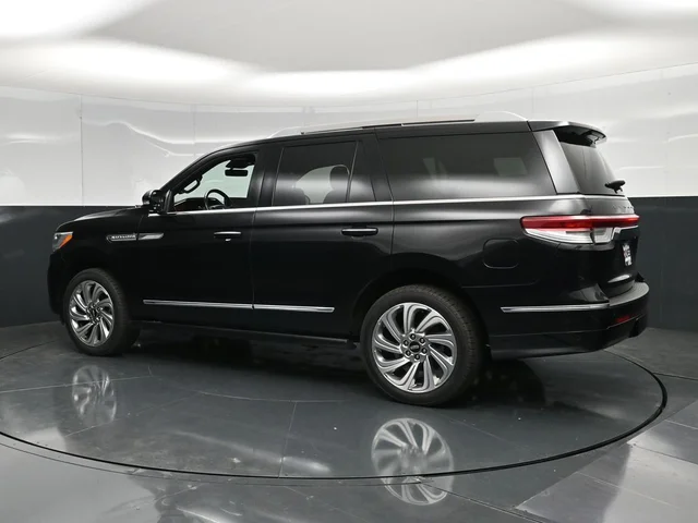 SEMINUEVOS LINCOLN Navigator a Estados en autogozo