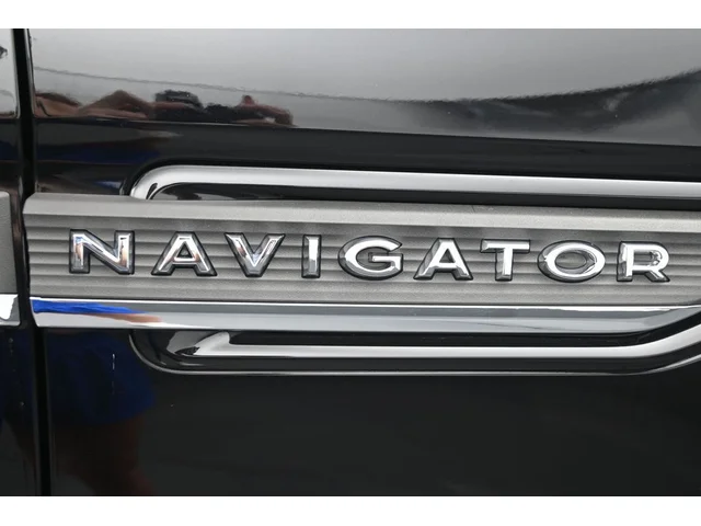 SEMINUEVOS LINCOLN Navigator a Estados en autogozo