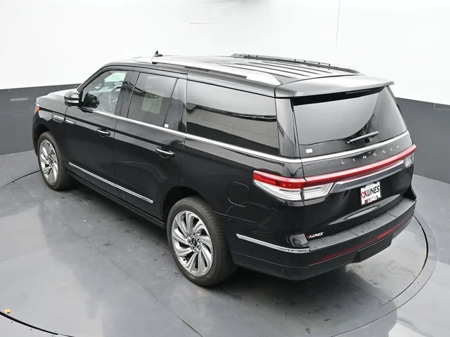 SEMINUEVOS LINCOLN Navigator a Estados en autogozo