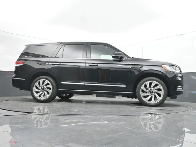 SEMINUEVOS LINCOLN Navigator a Estados en autogozo