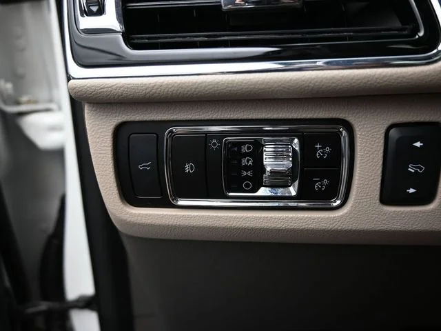 SEMINUEVOS LINCOLN Navigator L a Estados en autogozo