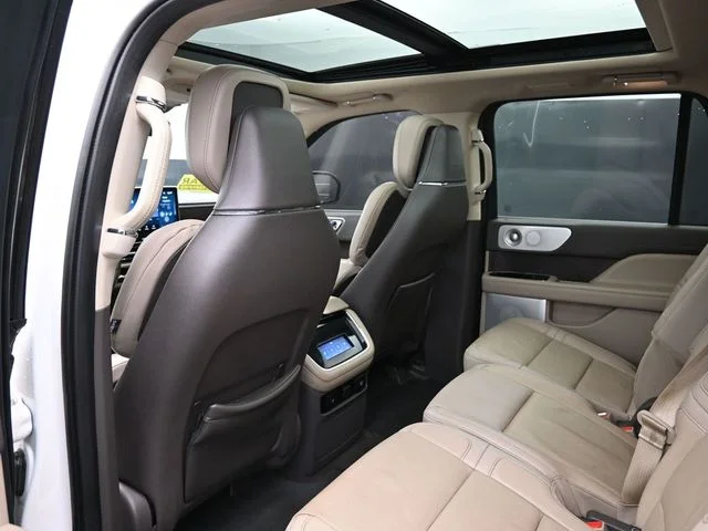 SEMINUEVOS LINCOLN Navigator L a Estados en autogozo
