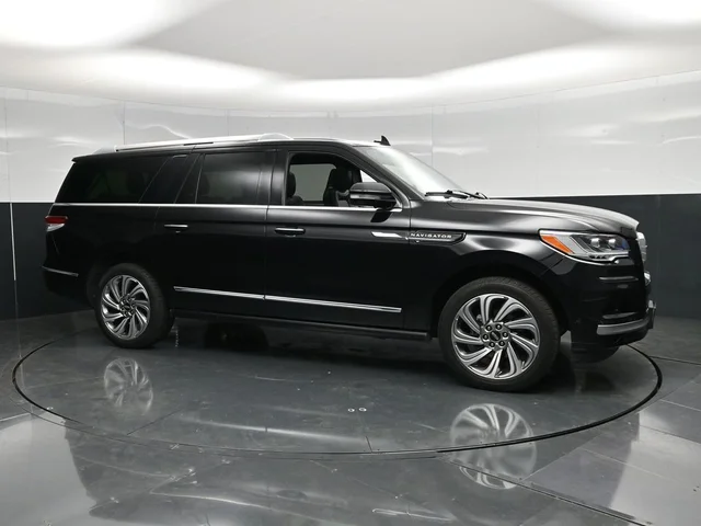 SEMINUEVOS LINCOLN Navigator L a Estados en autogozo