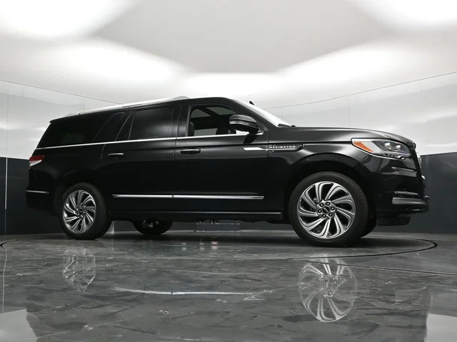 SEMINUEVOS LINCOLN Navigator L a Estados en autogozo
