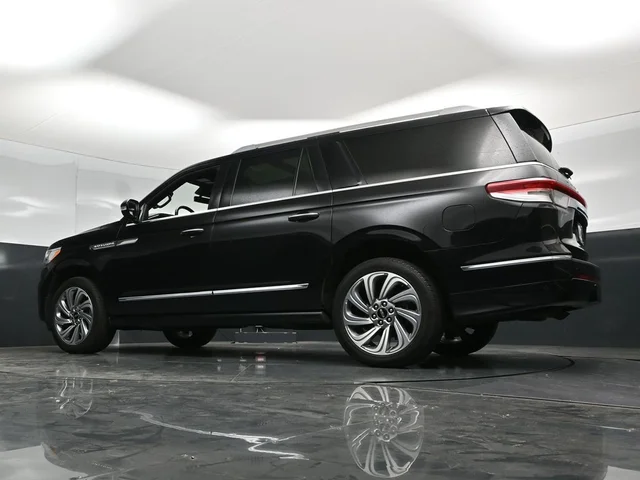 SEMINUEVOS LINCOLN Navigator L a Estados en autogozo