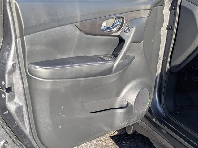 SEMINUEVOS NISSAN Rogue at Kennesaw, in Town Center Nissan