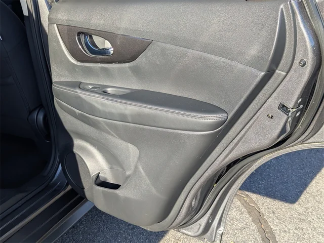 SEMINUEVOS NISSAN Rogue at Kennesaw, in Town Center Nissan