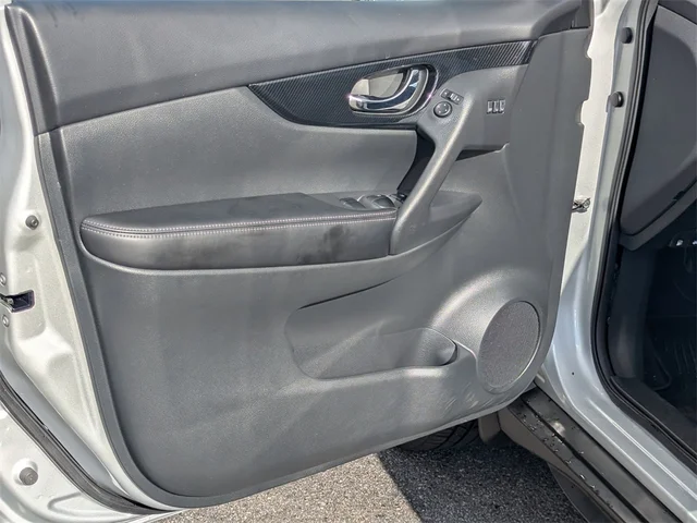 SEMINUEVOS NISSAN Rogue at Kennesaw, in Town Center Nissan