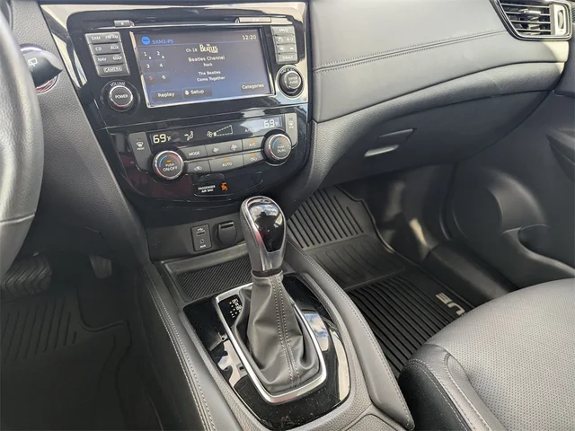 SEMINUEVOS NISSAN Rogue at Kennesaw, in Town Center Nissan