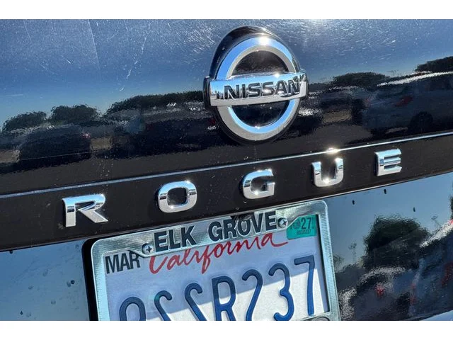 SEMINUEVOS NISSAN Rogue at ELK GROVE in Elk Grove Buick GMC