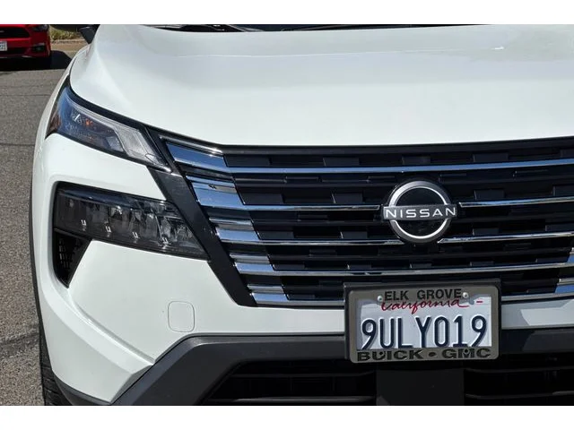 SEMINUEVOS NISSAN Rogue at ELK GROVE in Elk Grove Buick GMC