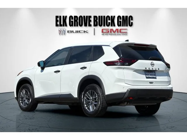 SEMINUEVOS NISSAN Rogue at ELK GROVE in Elk Grove Buick GMC