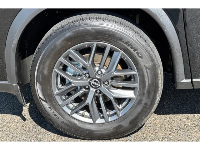 SEMINUEVOS NISSAN Rogue at ELK GROVE in Elk Grove Buick GMC