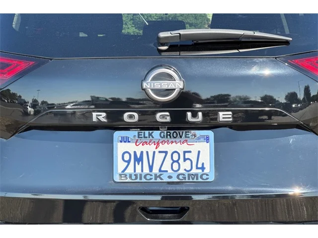 SEMINUEVOS NISSAN Rogue at ELK GROVE in Elk Grove Buick GMC