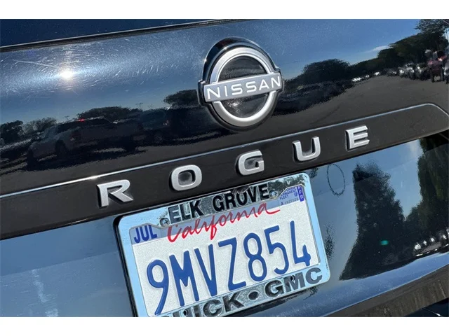 SEMINUEVOS NISSAN Rogue at ELK GROVE in Elk Grove Buick GMC