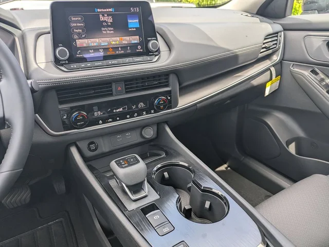 Nuevos NISSAN ROGUE à Estados chez autogozo